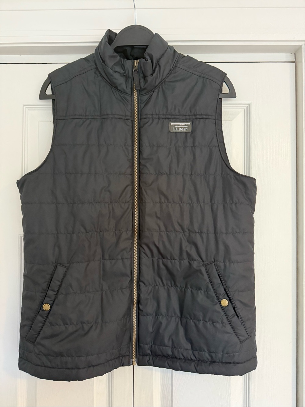 L.L. Bean Men's Quilted Vest in black